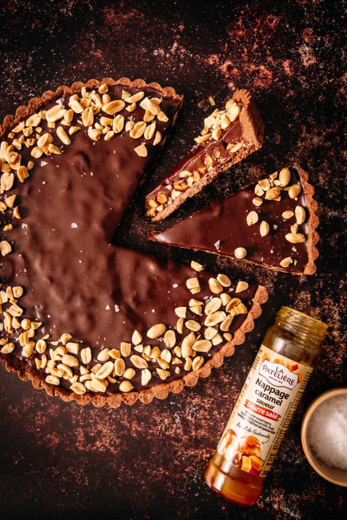 finished chocolate caramel peanut tart image