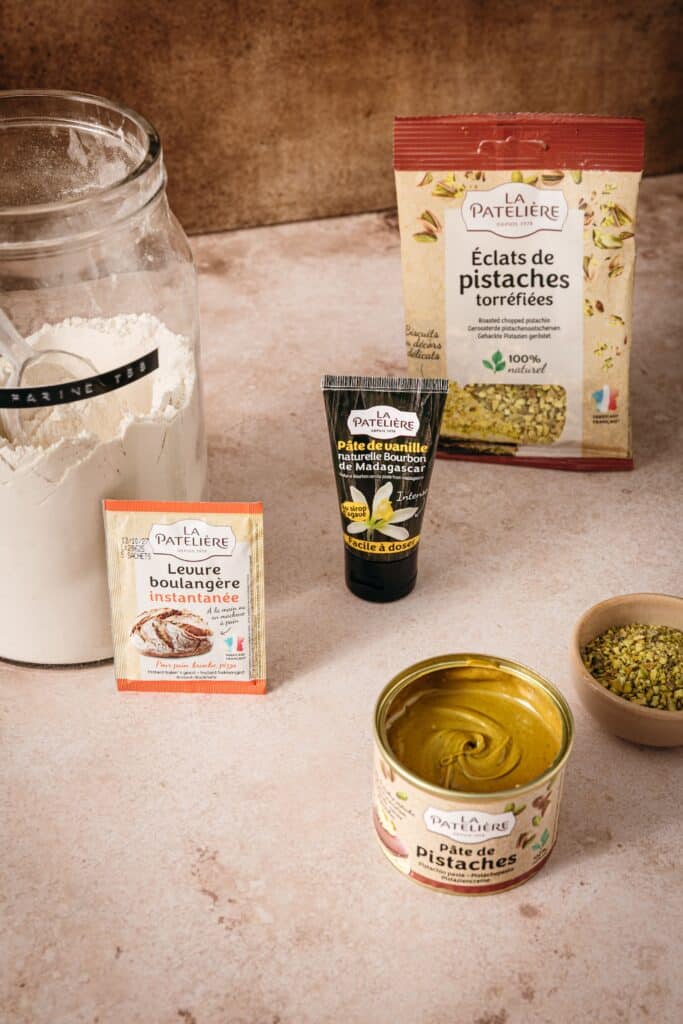 Les ingrédients nécessaires pour réaliser une babka à la pistache